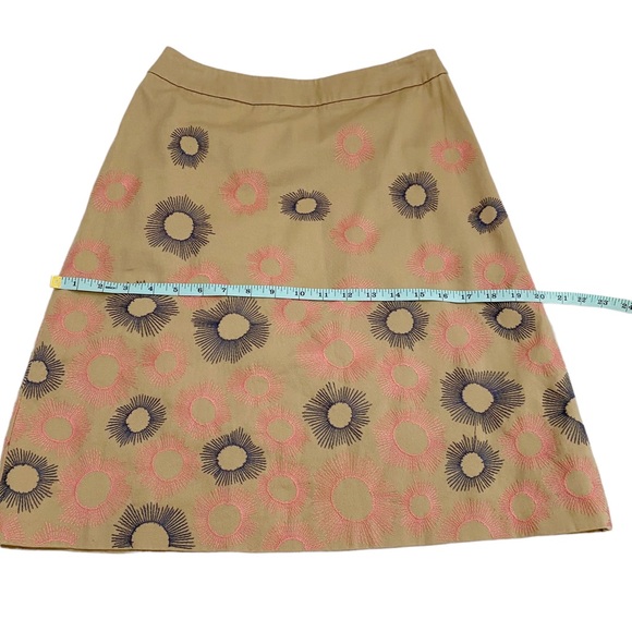 Boden Stitch Burst Embroidered A-Line Skirt, Size 6R - Picture 9 of 11